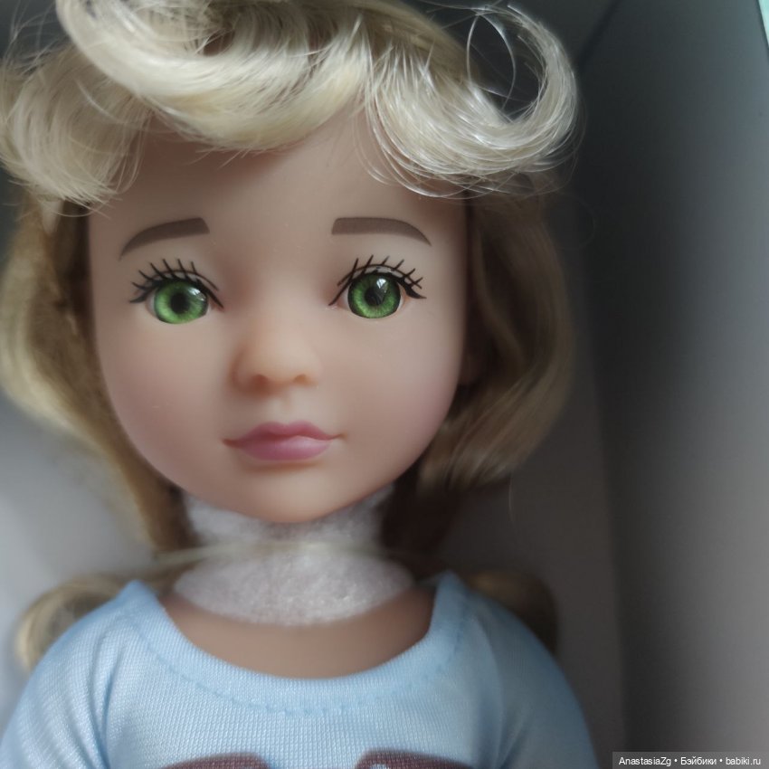 Настоящая Анжелика — Куклы Ruby Red (Руби Ред) Fashion Friends: Siblies (фото 2)