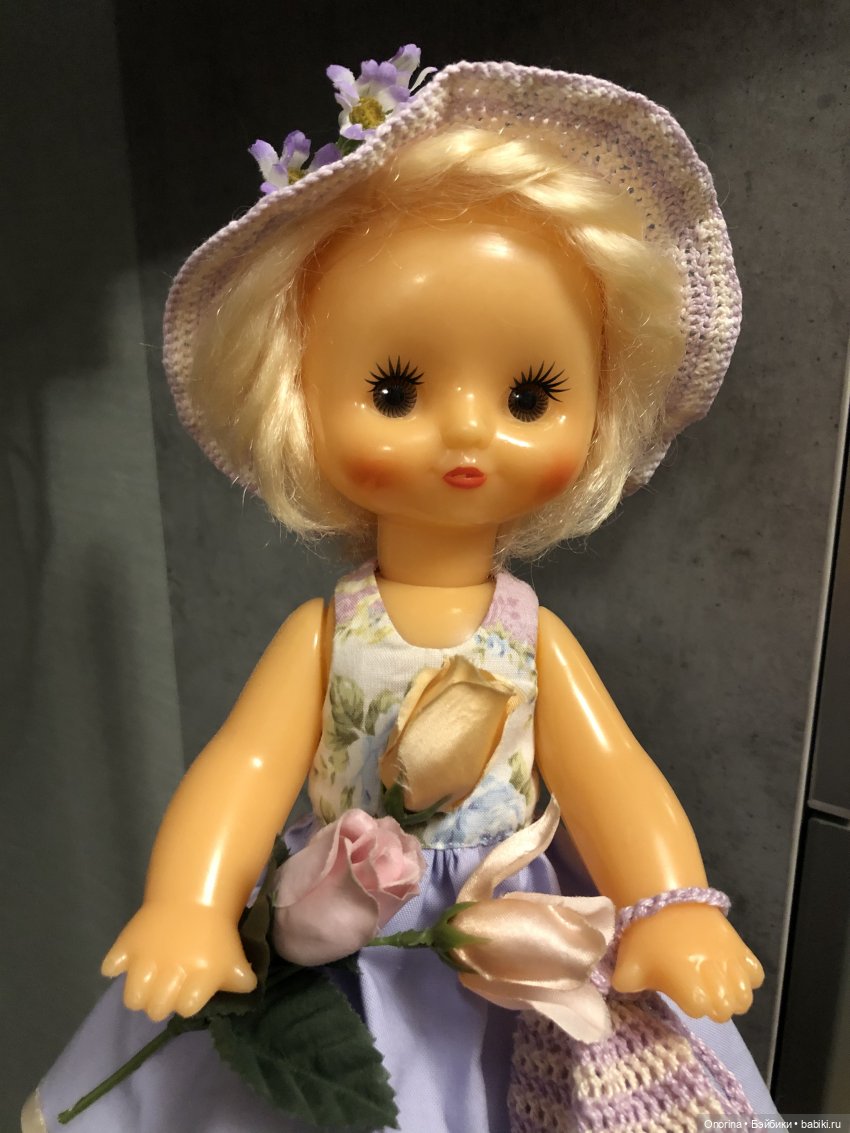 Кукла Оля наряжается — Игрушки СССР и советского детства: резиновые (фото 5)