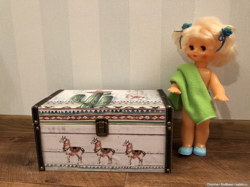 Оля наполняет сундук — Советские винтажные куклы (СССР): Ленигрушка