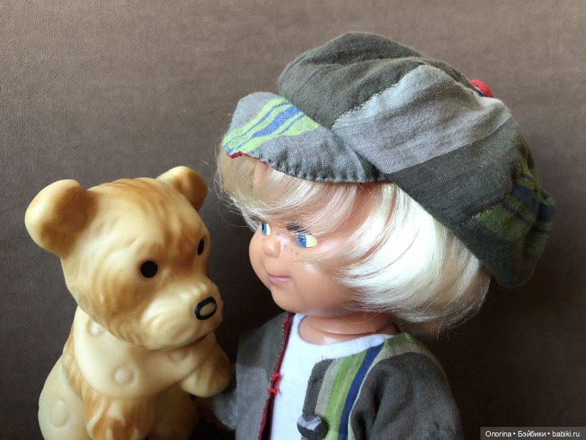 Антошка (Ленигрушка) одевается (фото 10)
