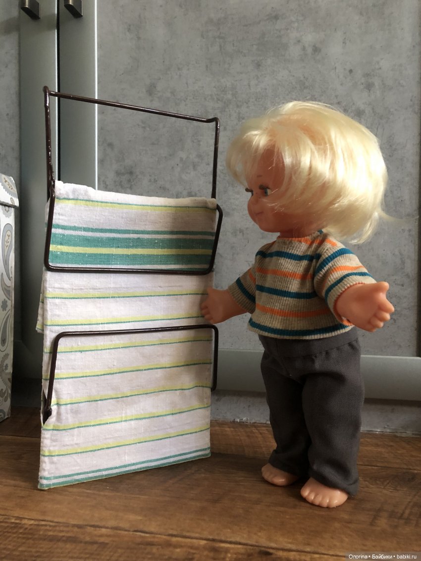 Раскладушка для Оли — Игрушки СССР и советского детства: резиновые