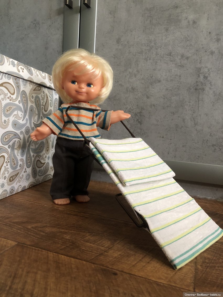 Раскладушка для Оли — Игрушки СССР и советского детства: резиновые