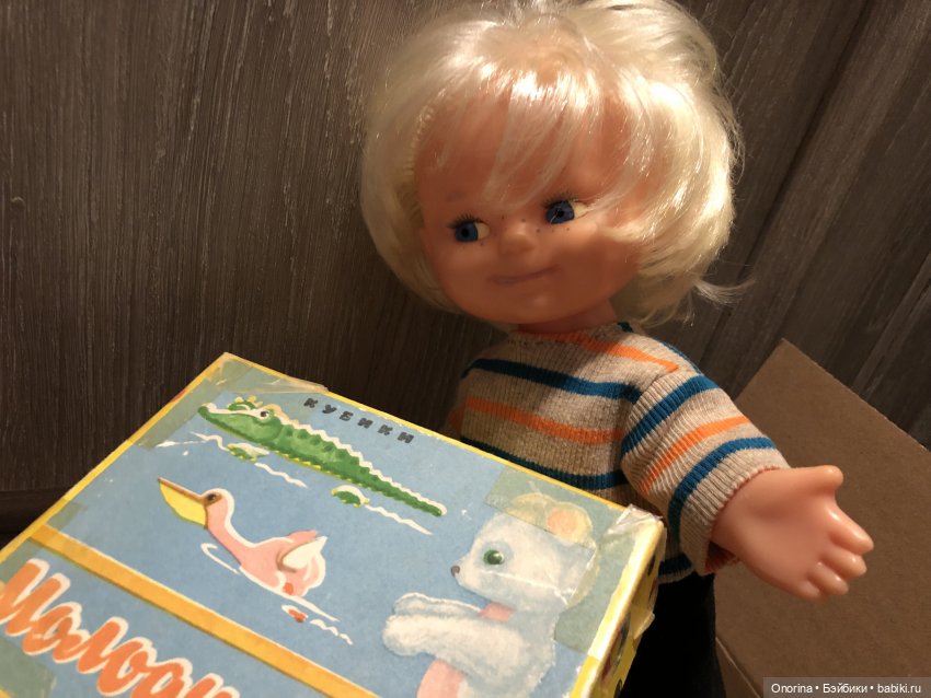 Антошка получает посылку — Игрушки СССР и советского детства: резиновые (фото 4)