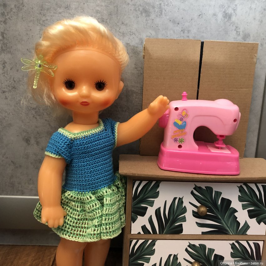 Снова посылка от сестрички