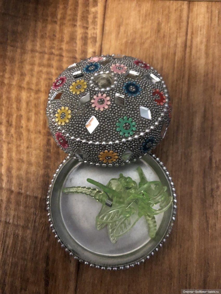 Снова посылка от сестрички