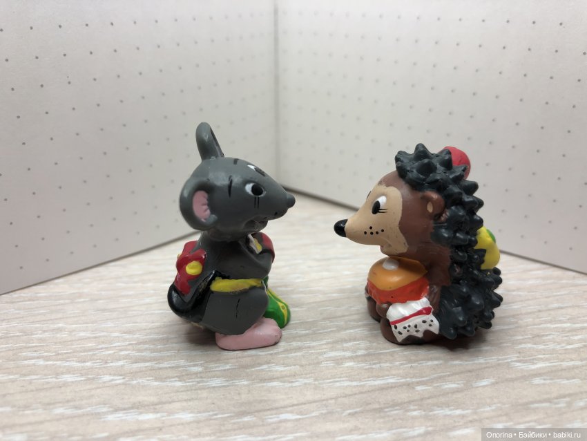 Игрушки из шоколадных яиц «Сказка на ладошке»