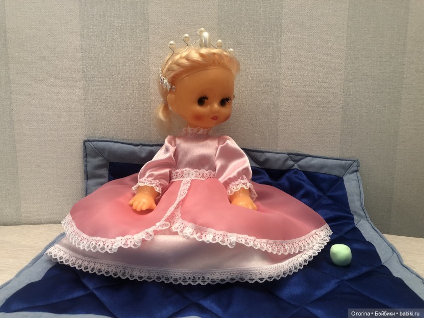 Сказочные наряды для Оли и Антошки