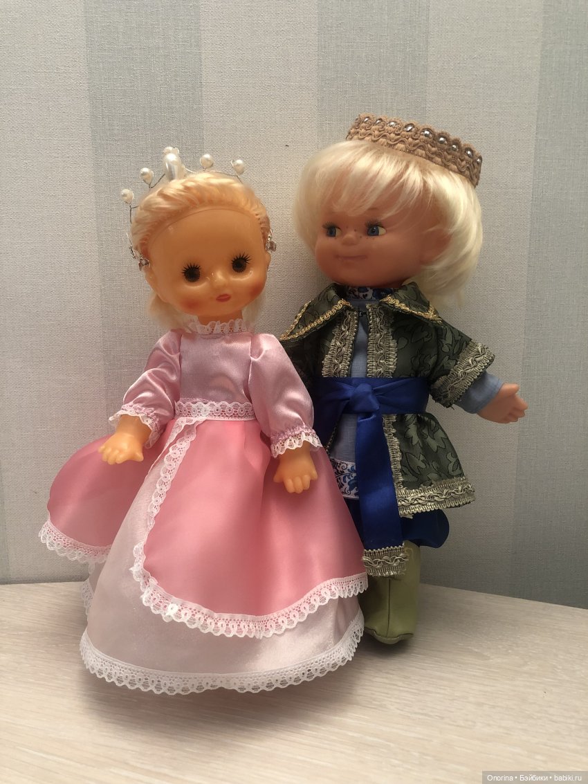 Сказочные наряды для Оли и Антошки