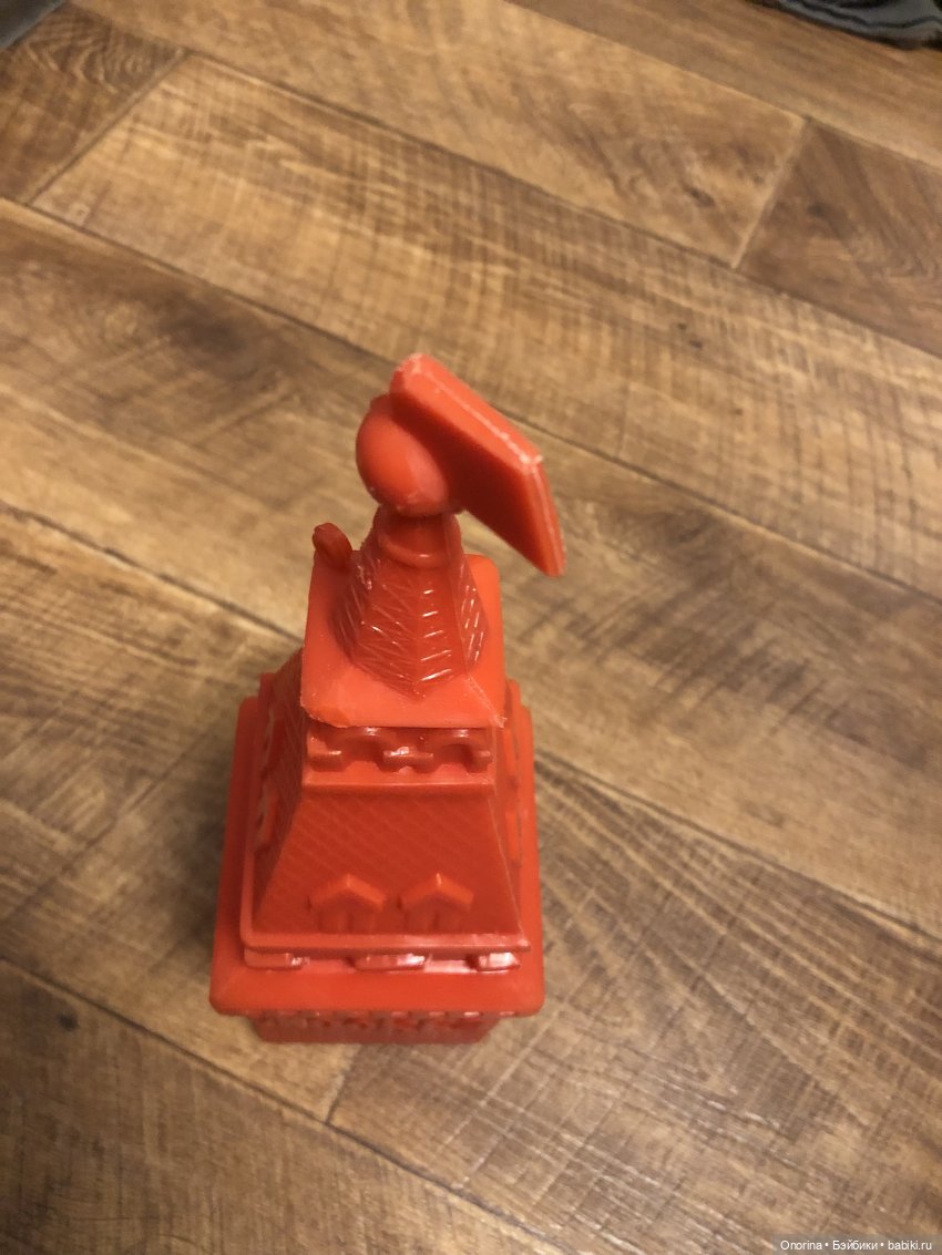 А из нашего окна площадь Красная видна. Ремонт пушки из колкого пластика