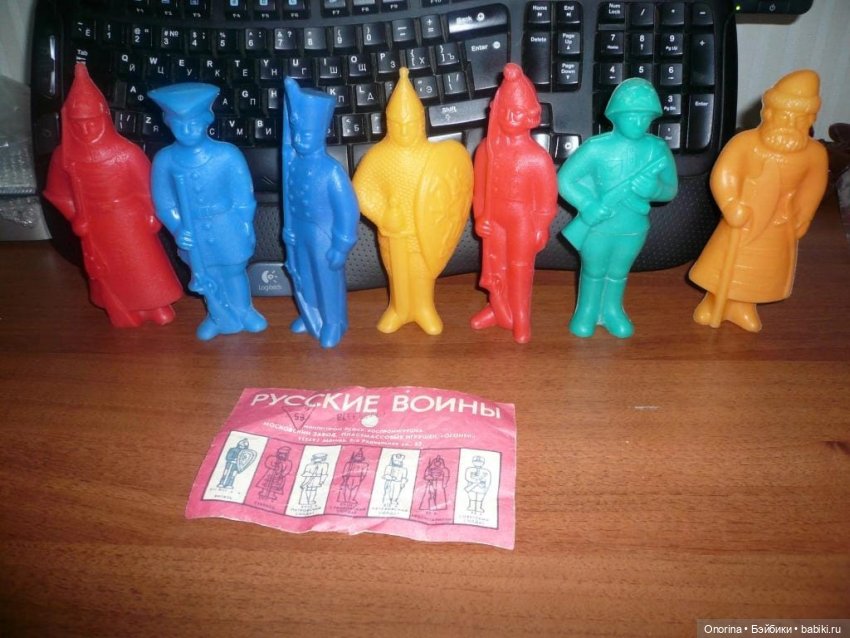 А из нашего окна площадь Красная видна. Ремонт пушки из колкого пластика