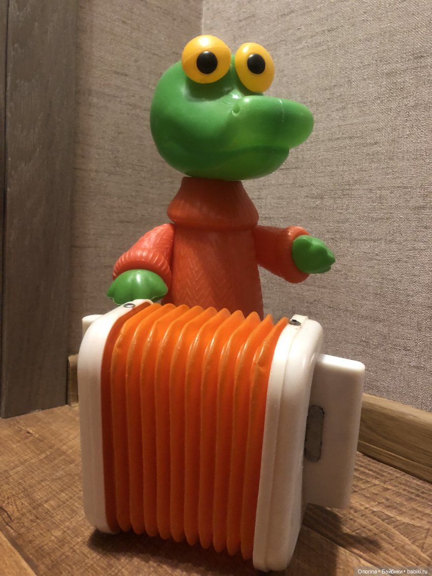 А я играю на гармошке… — Ремонт кукол СССР и ГДР (немок): чернота (фото 6)