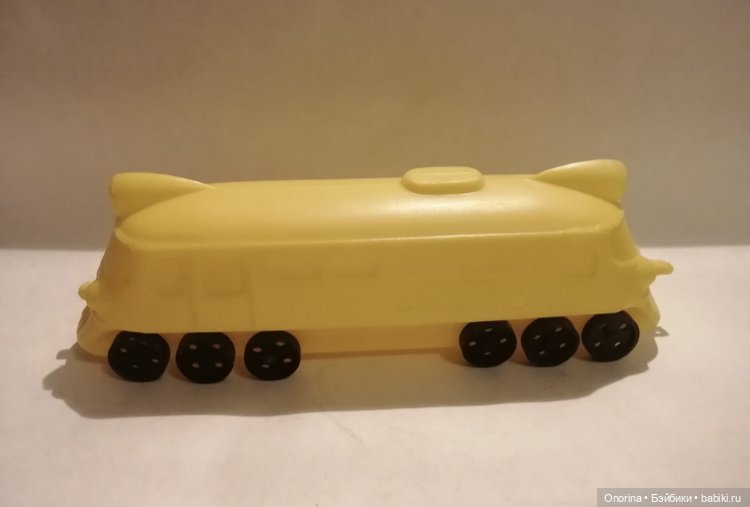 Игрушки из полиэтилена («дутыши») Московского завода пластмассовых игрушек "Малыш" | Бэйбики Игрушки из полиэтилена («дутыши») Московского завода пластмассовых игрушек "Малыш"