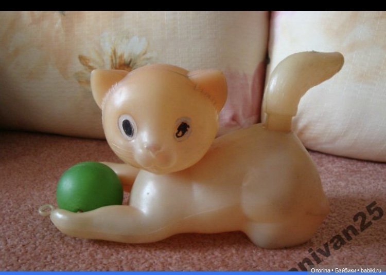 Игрушки из полиэтилена («дутыши») Московского завода пластмассовых игрушек "Малыш"