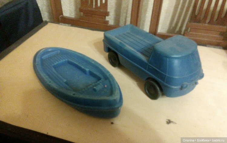 Игрушки из полиэтилена («дутыши») Московского завода пластмассовых игрушек "Малыш"