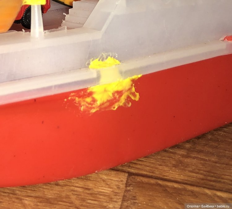 Паром Паромыч, рек русских помощь, Плыви тихонько по волнам дне…