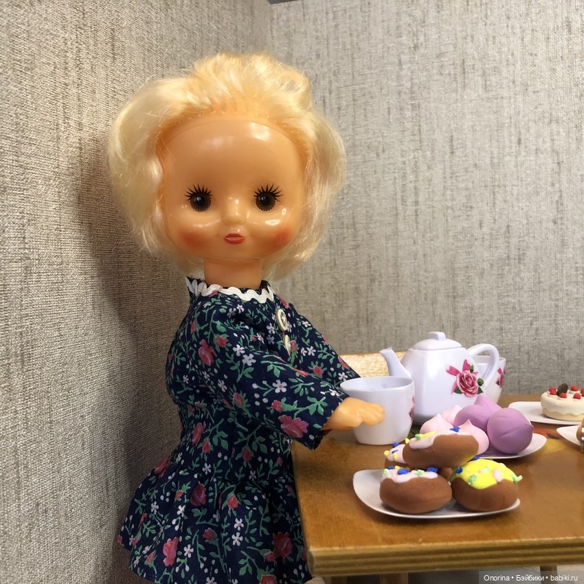 Чаепитие у Оли — Игрушки СССР и советского детства: резиновые