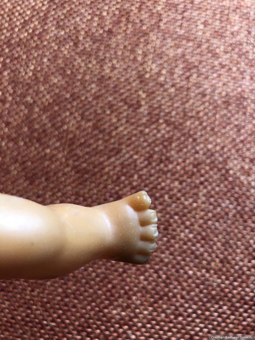 На чердаке, на чердаке есть уголок укромный