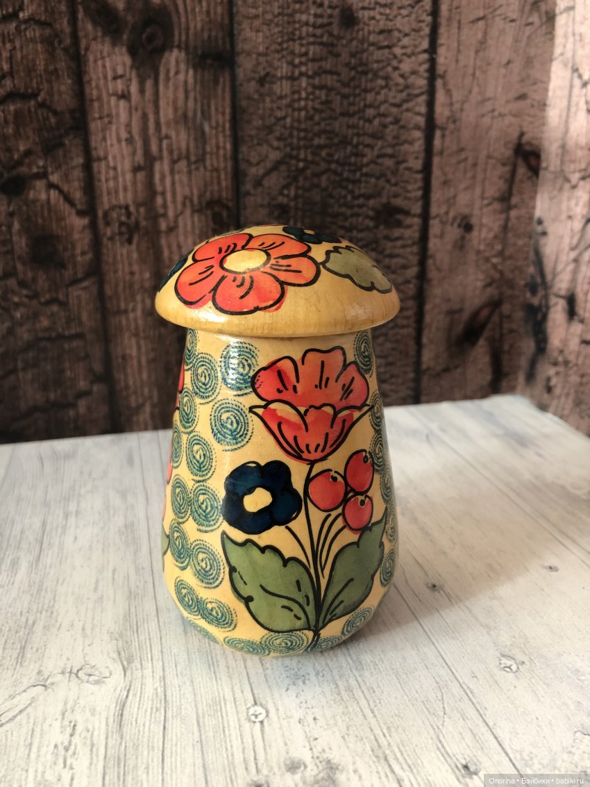 Дуйте в дудки, бейте в ложки В гости к нам пришли матрешки