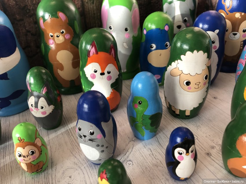 Дуйте в дудки, бейте в ложки В гости к нам пришли матрешки