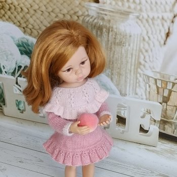 Платье с воланом