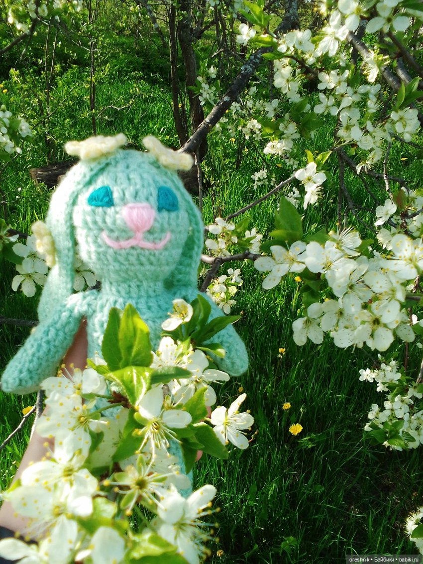 Зайка — Вязаные игрушки и амигуруми: крючком