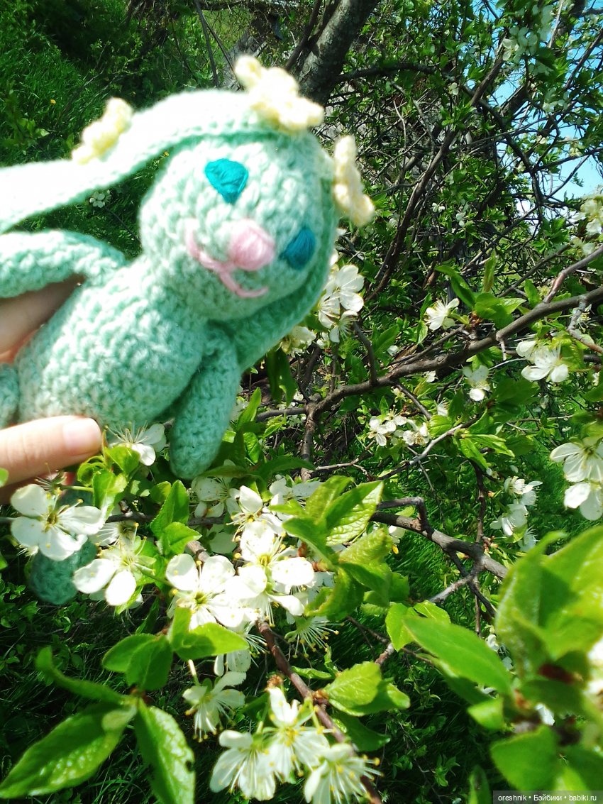 Зайка — Вязаные игрушки и амигуруми: крючком