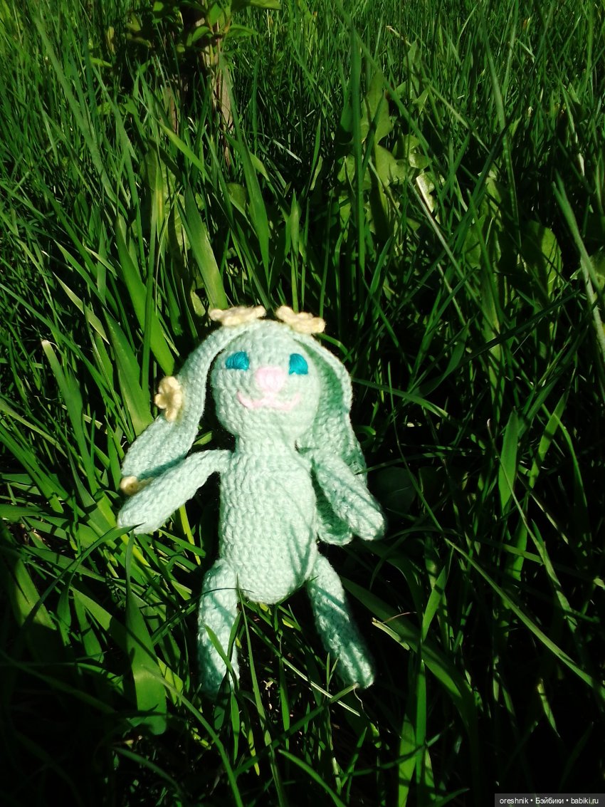 Зайка — Вязаные игрушки и амигуруми: крючком