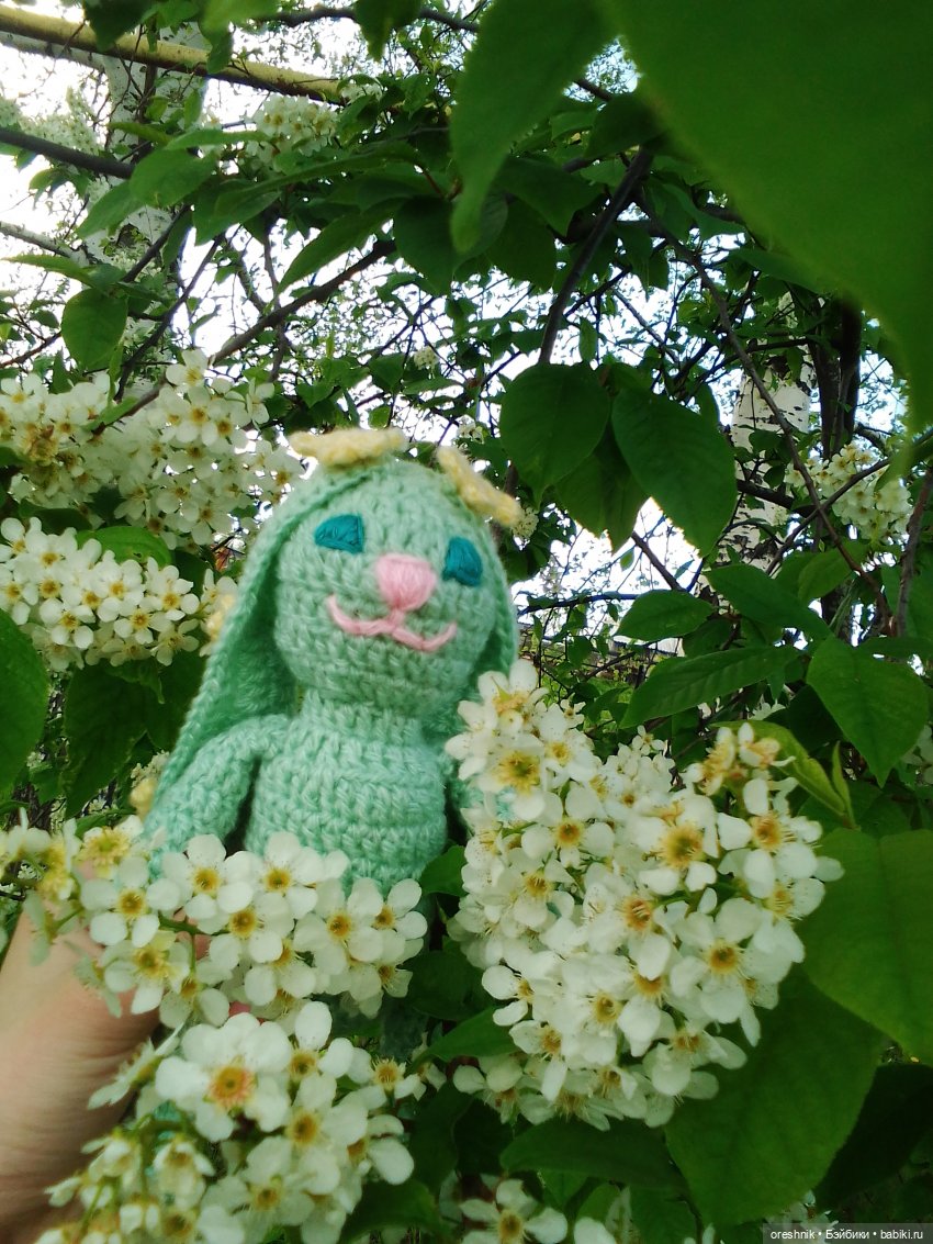 Зайка — Вязаные игрушки и амигуруми: крючком