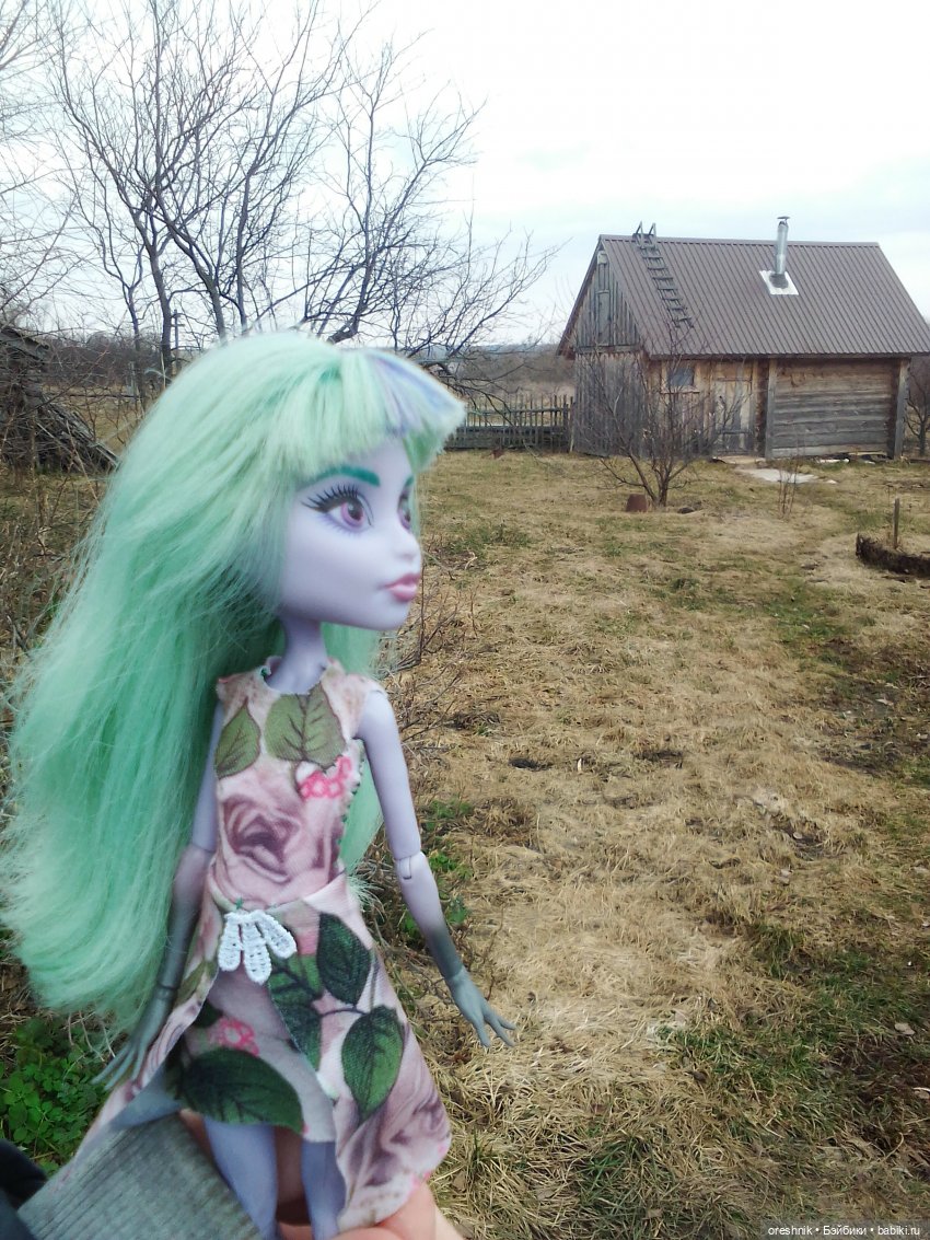 Новенькая куколка, выяснения отношений с куклами или олицетворяющий бред вне рамок