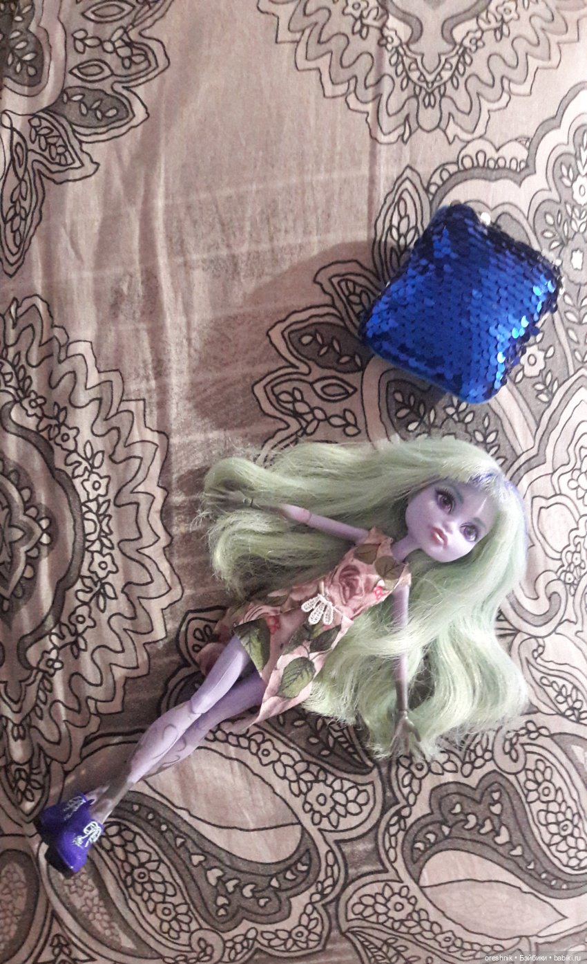 Новенькая куколка, выяснения отношений с куклами или олицетворяющий бред вне рамок (фото 8)