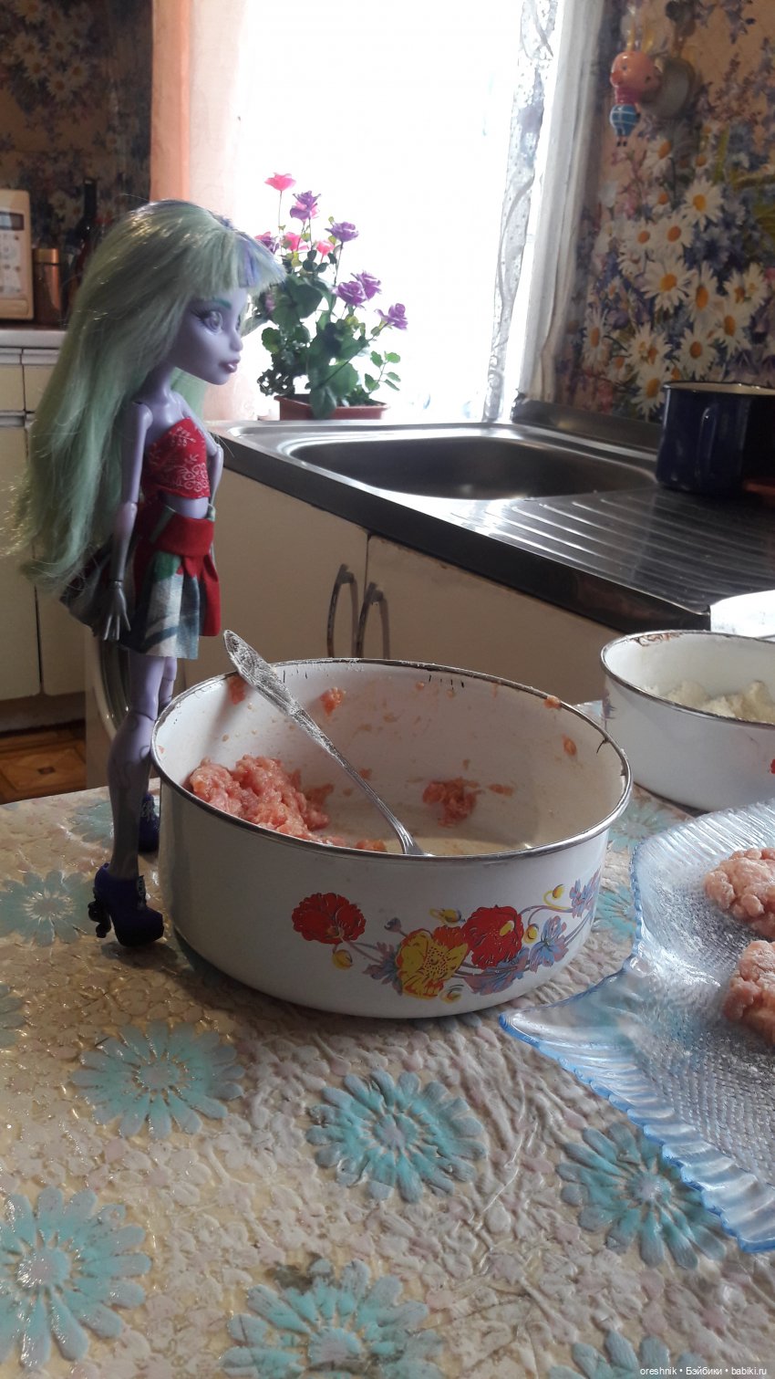 Твайла дежурит на кухне — Куклы Monster High и Ever After High: G1 (фото 8)