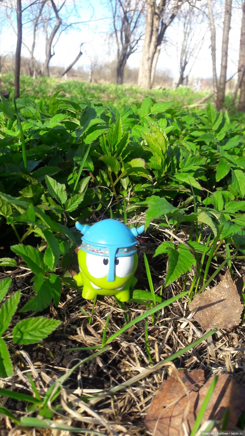 Моя маленькая взрослая Яночка и Ам-нямчик вдыхают весну🌺🌱☀️ (фото 3)