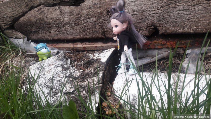 Моя маленькая взрослая Яночка и Ам-нямчик вдыхают весну🌺🌱☀️