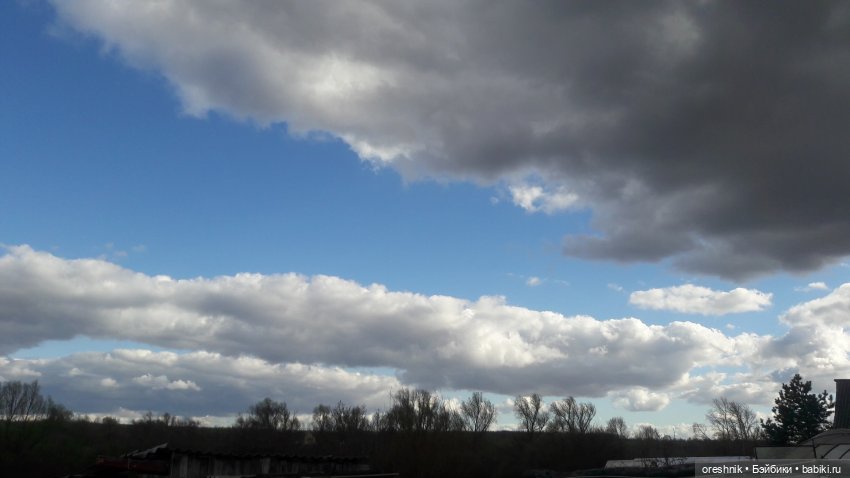 Моя маленькая взрослая Яночка и Ам-нямчик вдыхают весну🌺🌱☀️