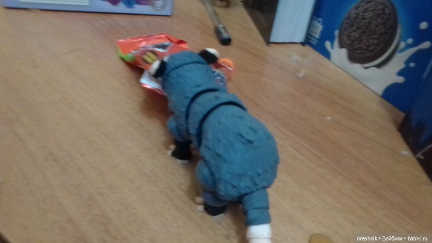 Будни Опоссума. Макароны с луком или кто вкуснее