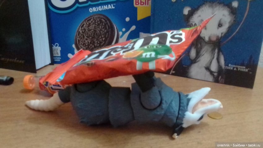 Будни Опоссума. Макароны с луком или кто вкуснее