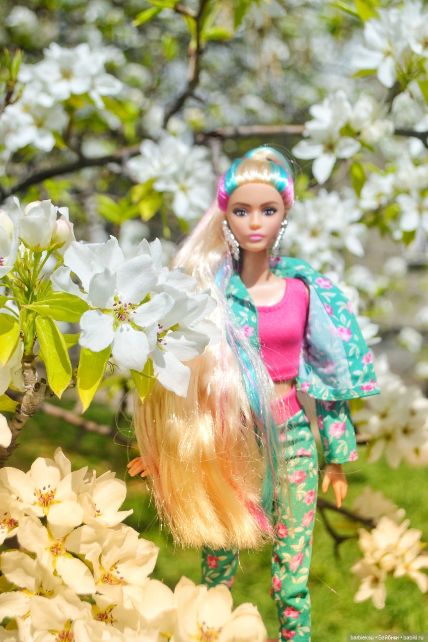 Тут, так красиво - первое цветение!🌺