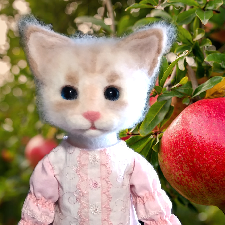 Куколка для куклы