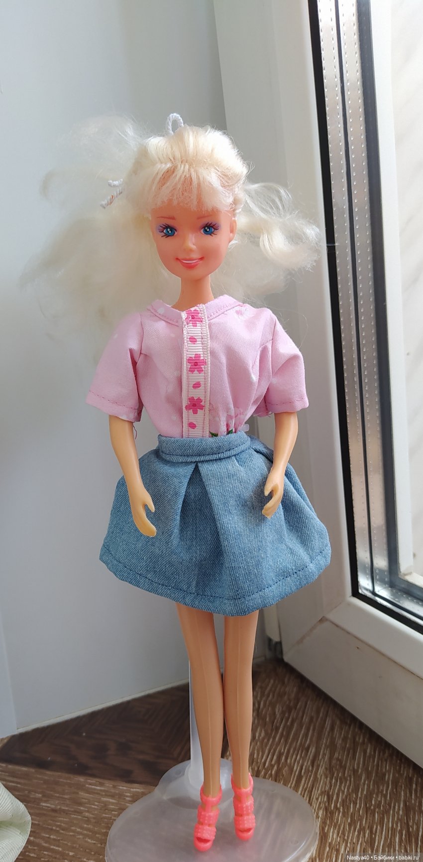 Компания из 90-х: реставрация Бетти Тонг и Сьюзи