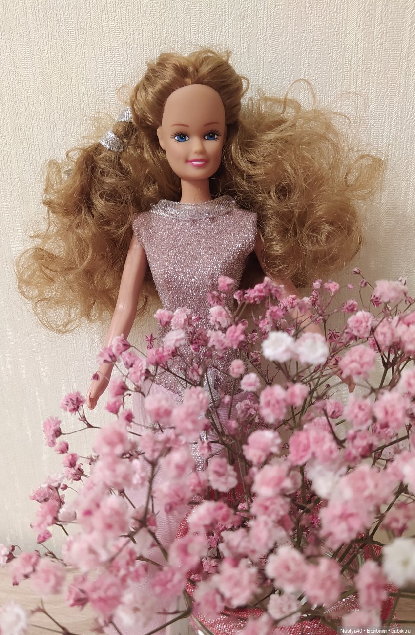 Компания из 90-х: реставрация Бетти Тонг и Сьюзи