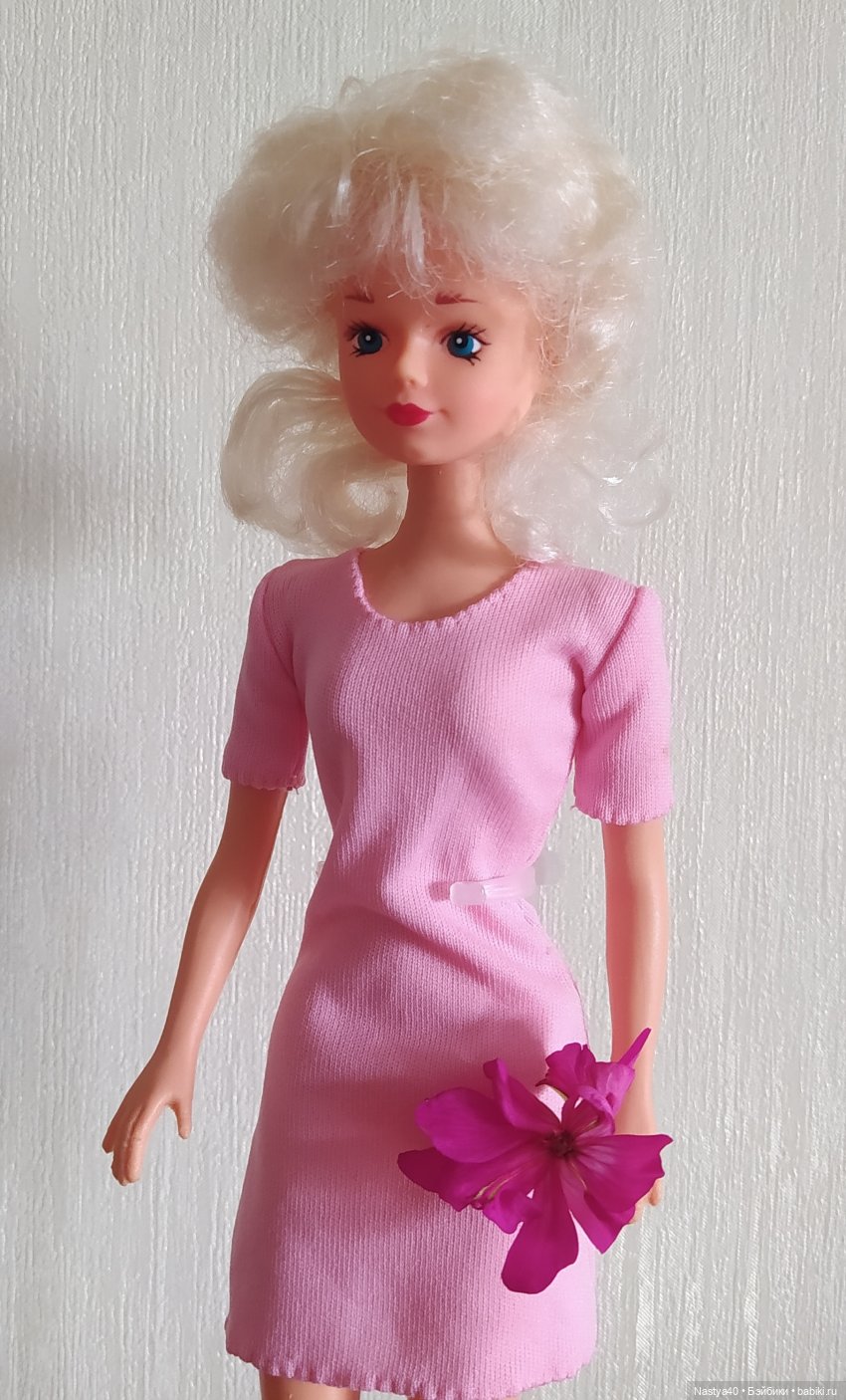 Компания 90-х и нулевых — Аналоги Барби и куклы 1/6: клоны 90
