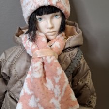 Шапка с ушками и шарф для девочек 1/4