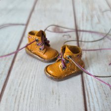 Обувь для Жу, Соль