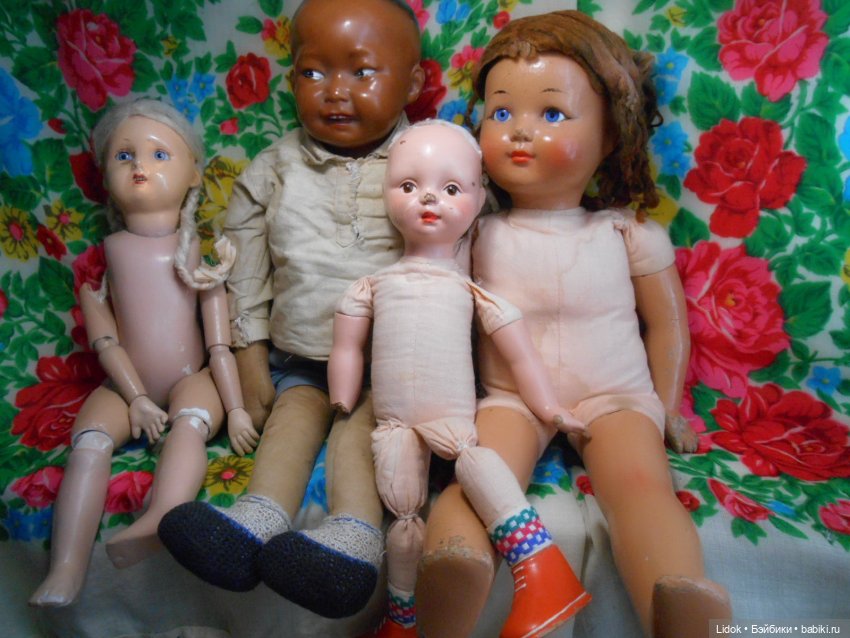 Девочки,прошу опознать старенькую куколку