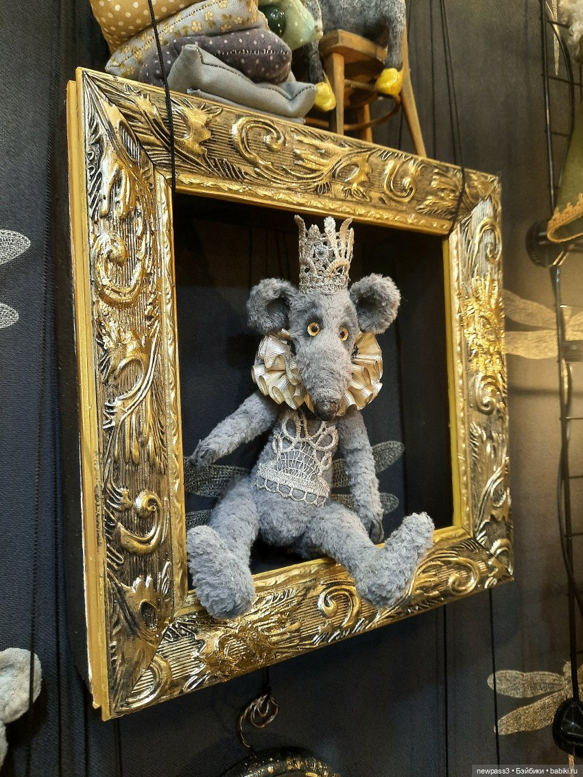 И снова весна,и снова бал кукол