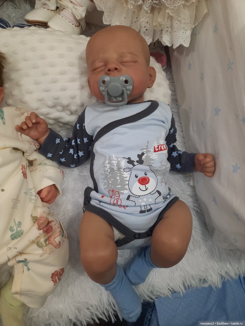 И снова весна,и снова бал кукол