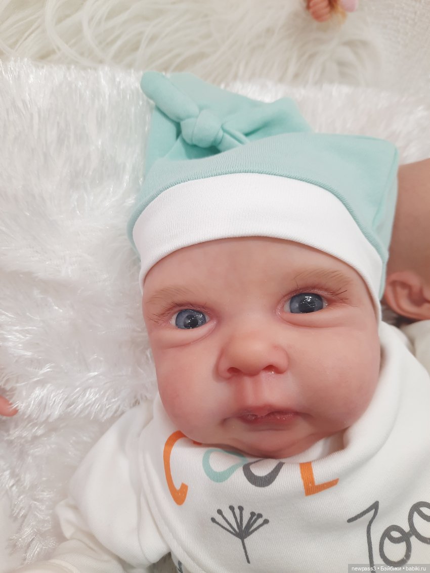 И снова весна,и снова бал кукол