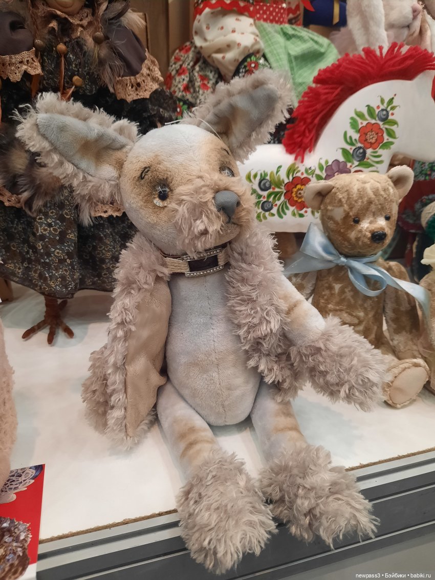 И снова весна,и снова бал кукол