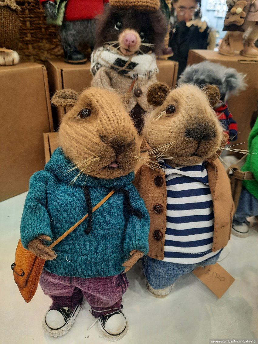 И снова весна,и снова бал кукол