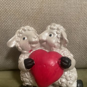 Овечкам - сердечки)❤️